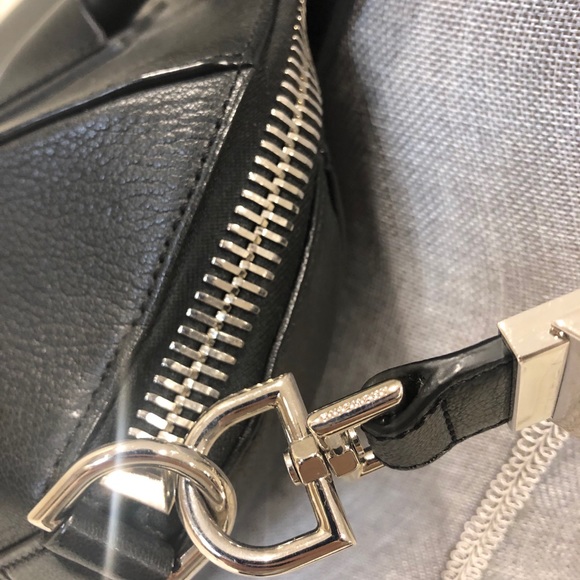 Givenchy Antigona - Picture 6 of 12